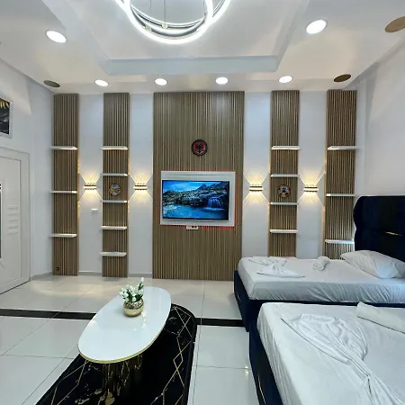 Esto's Near Tirana Airport 1 - Self Checkin -netflix - Free Parking Valjiosi