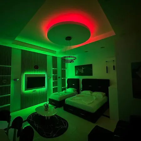 Esto's Near Tirana Airport 1 - Self Checkin -netflix - Free Parking