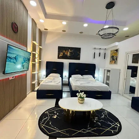 Esto's Near Tirana Airport 1 - Self Checkin -netflix - Free Parking Apartment *