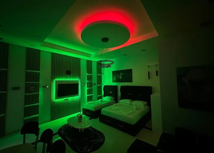 Esto's Near Tirana Airport 1 - Self Checkin -netflix - Free Parking